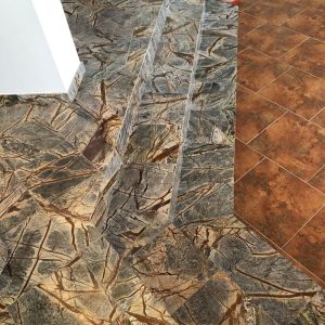 Treaptă Marmură Rain Forest Green Lustruită Bizotată 1L 150 x 33 x 2cm