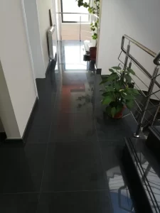 Granit Absolut Black Lustruit Semilastra 2cm