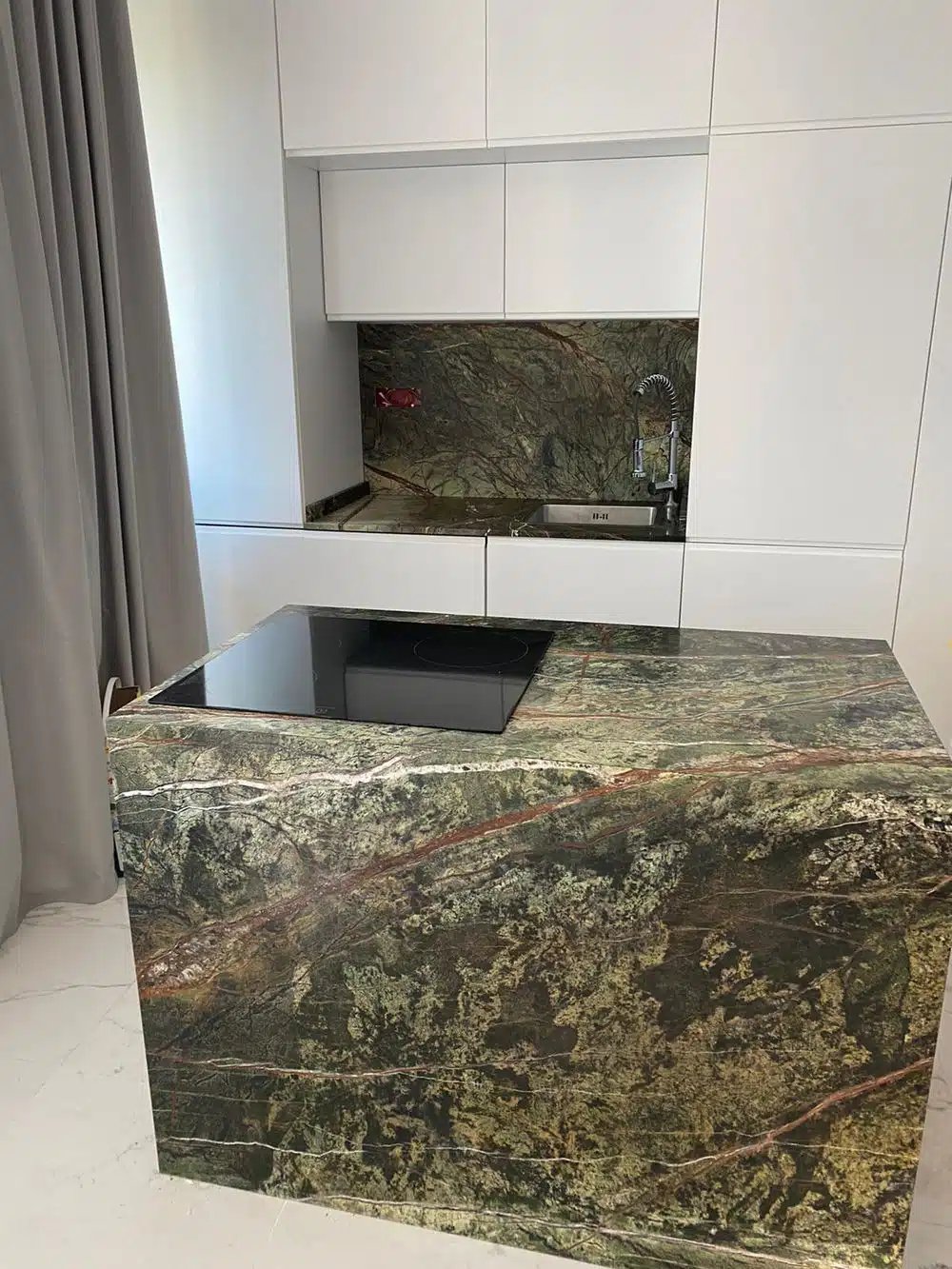 Glaf Marmură Rain Forest Green Lustruită Bizotat 1L 140 x 25 x 2cm - imagine 10