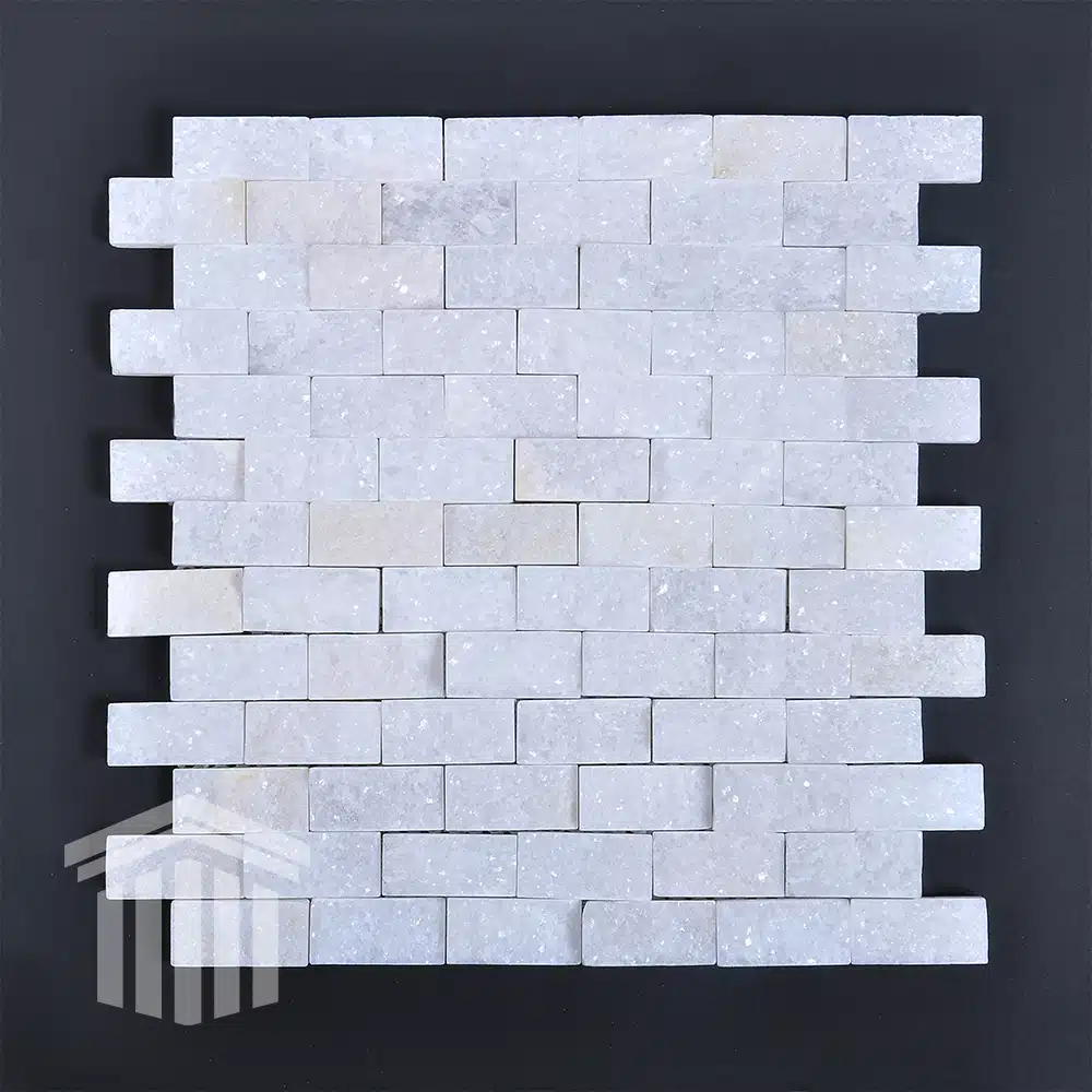 Mozaic Marmură Albă Scapitată 2.3×4.8x1cm